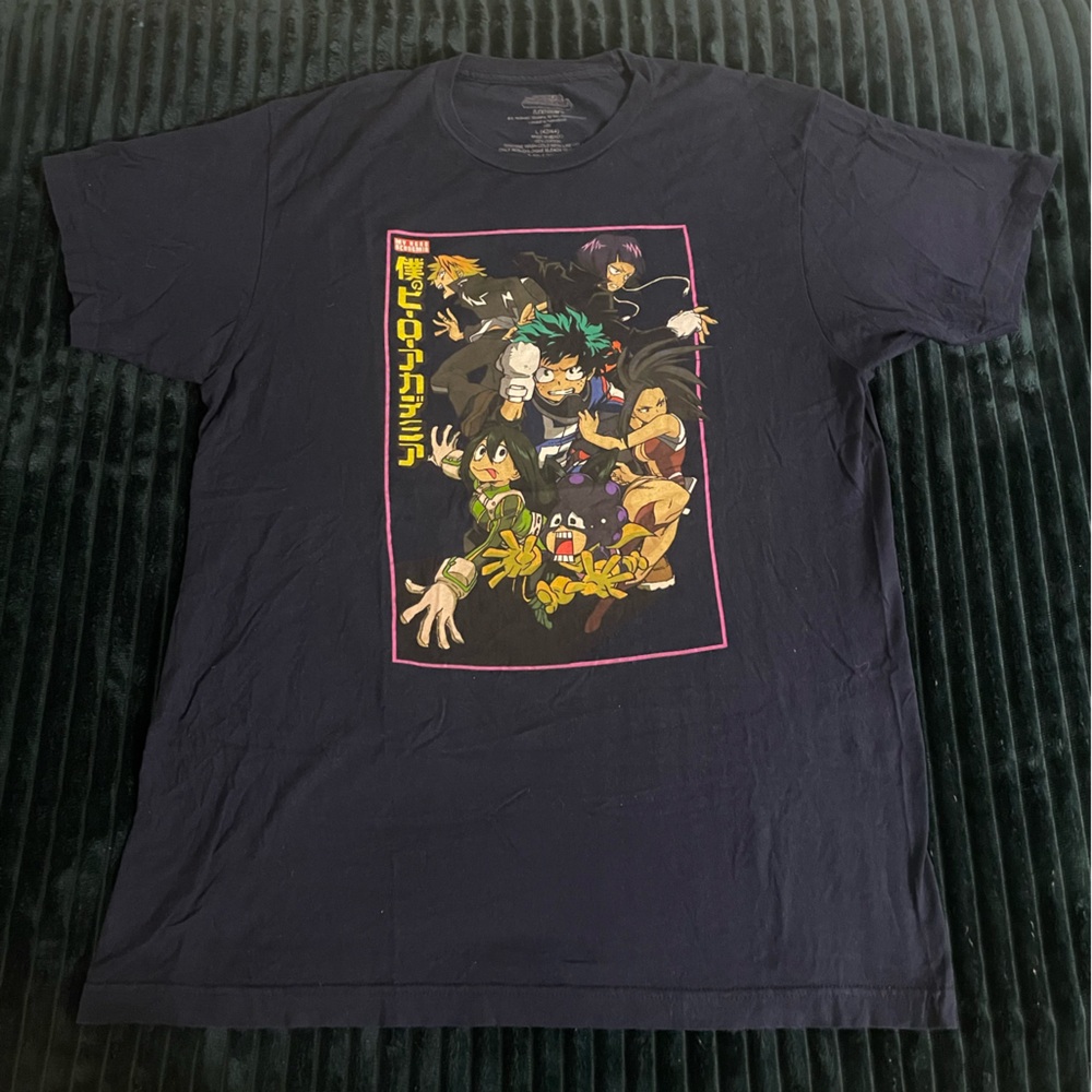 My Hero Academia Anime Shirt Size L 42/44